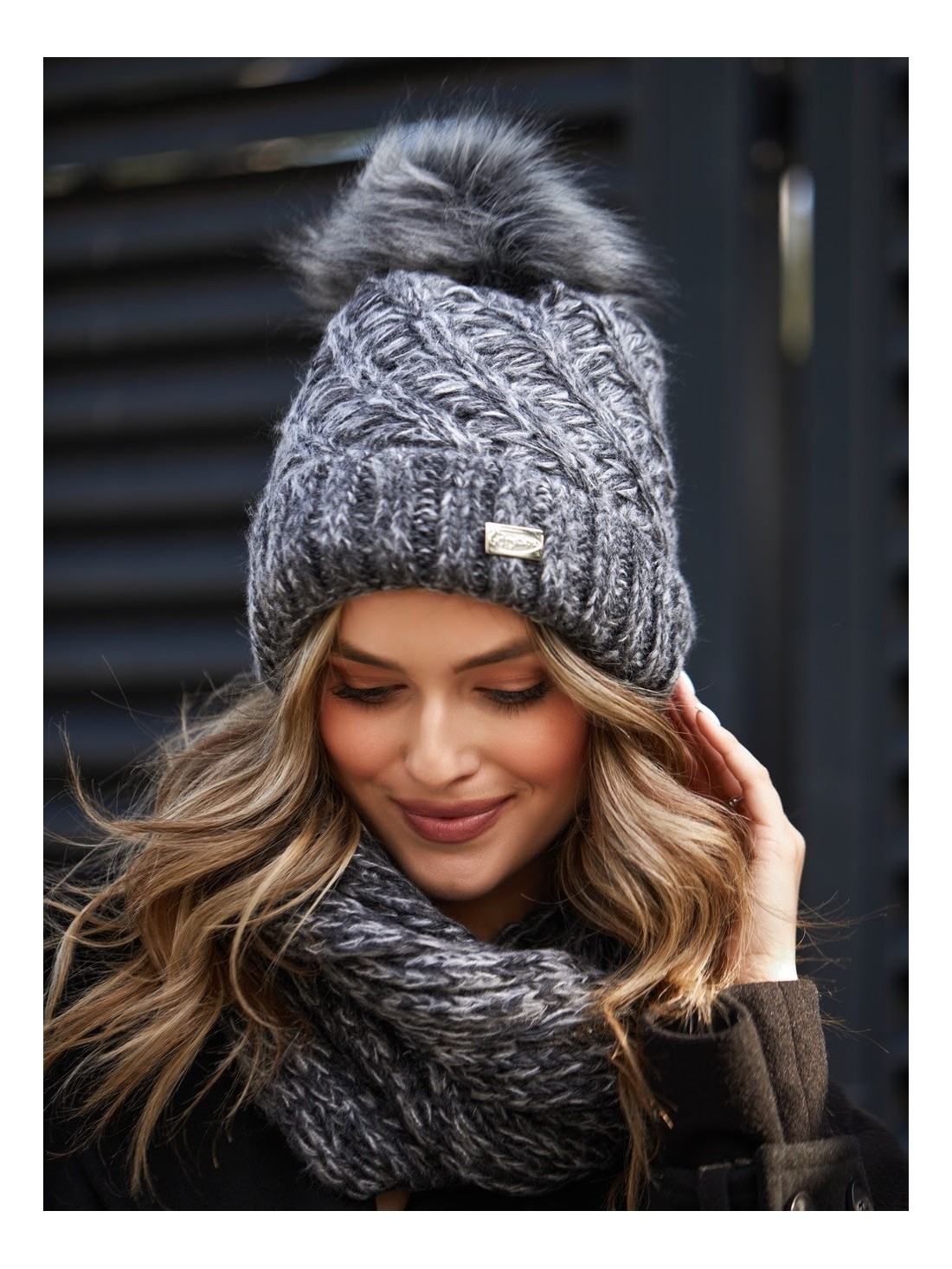 Warm women\'s set with a graphite scarf C34 - Online store - Boutique